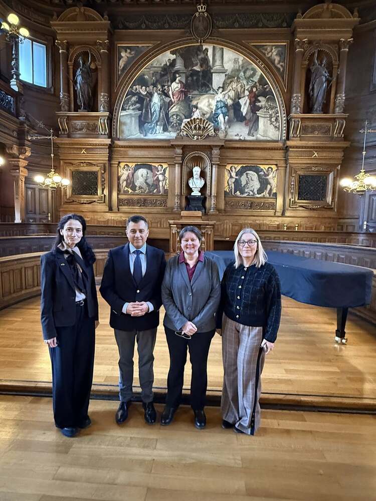 Представители на Генералното консулство на България в Мюнхен осъществиха работни срещи в Хайделбергския университет