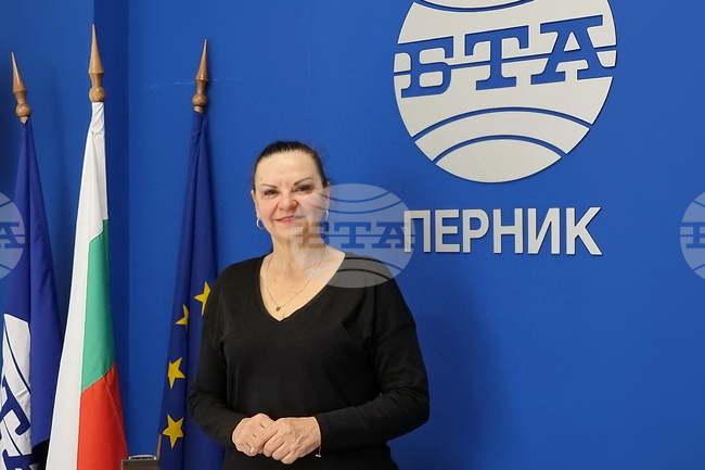 Национален пресклуб на БТА Перник - Сорина Богомилова - народна певица - професионален юбилей