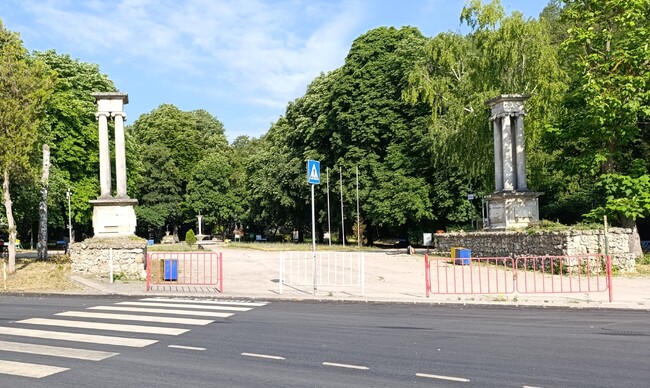 Туристическото дружество „Мадарски конник“ провежда всяка неделя поход на Шуменското плато