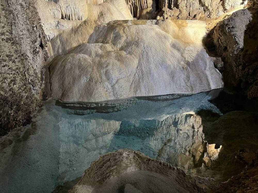 Синтровите езера в пещера „Ухловица“ преливат след обилните дъждове