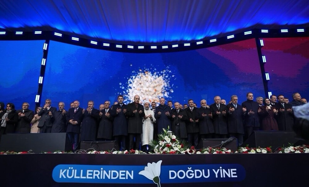 Ердоган на годишнината от голямото земетресение през 2023 г.: къщите, които опозицията казваше, че няма да бъдат довършени, са тук