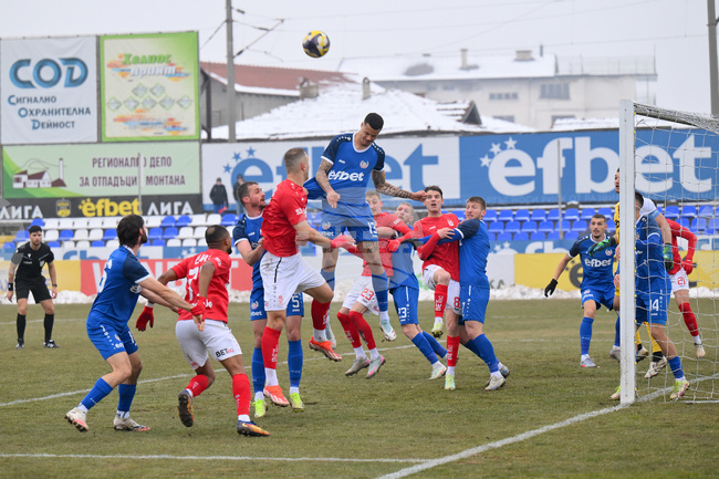 ЦСКА 1948 победи Монтана след автогол 