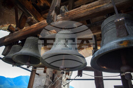 Банско - щъркели - камбанария - храм