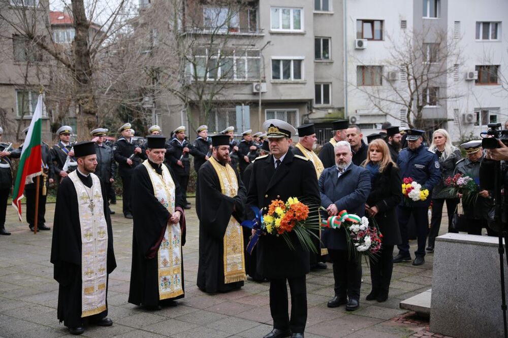 ВМС: Бургас отбелязва 148 години от Освобождението си