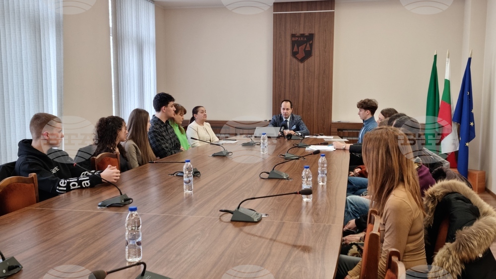 Враца – Академия „Математика“