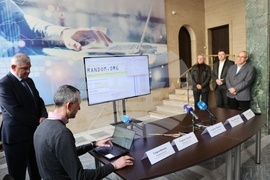 МЕУ - машини за гласуване - теглене на серийните номера