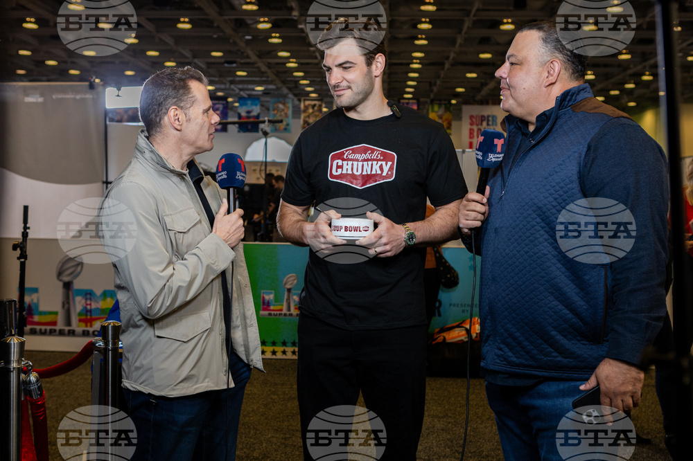 Chunky Soup Radio Row