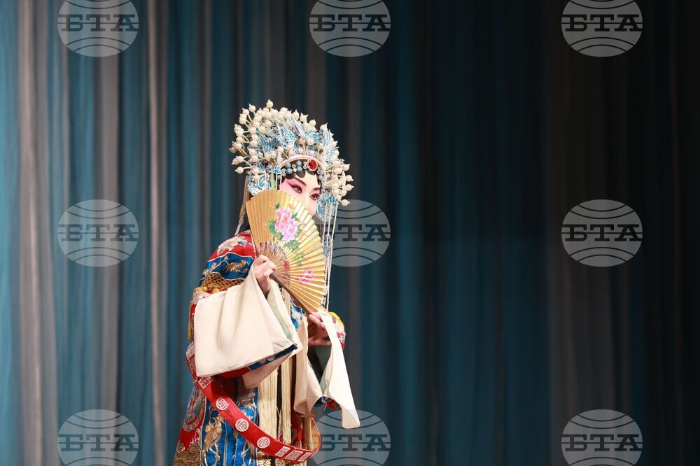 Национален дворец на културата - Китайски национален театър за пекинска опера - представление