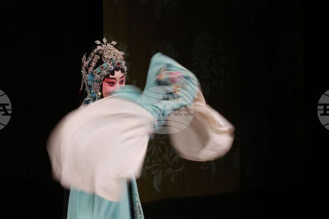 Национален дворец на културата - Китайски национален театър за пекинска опера - представление