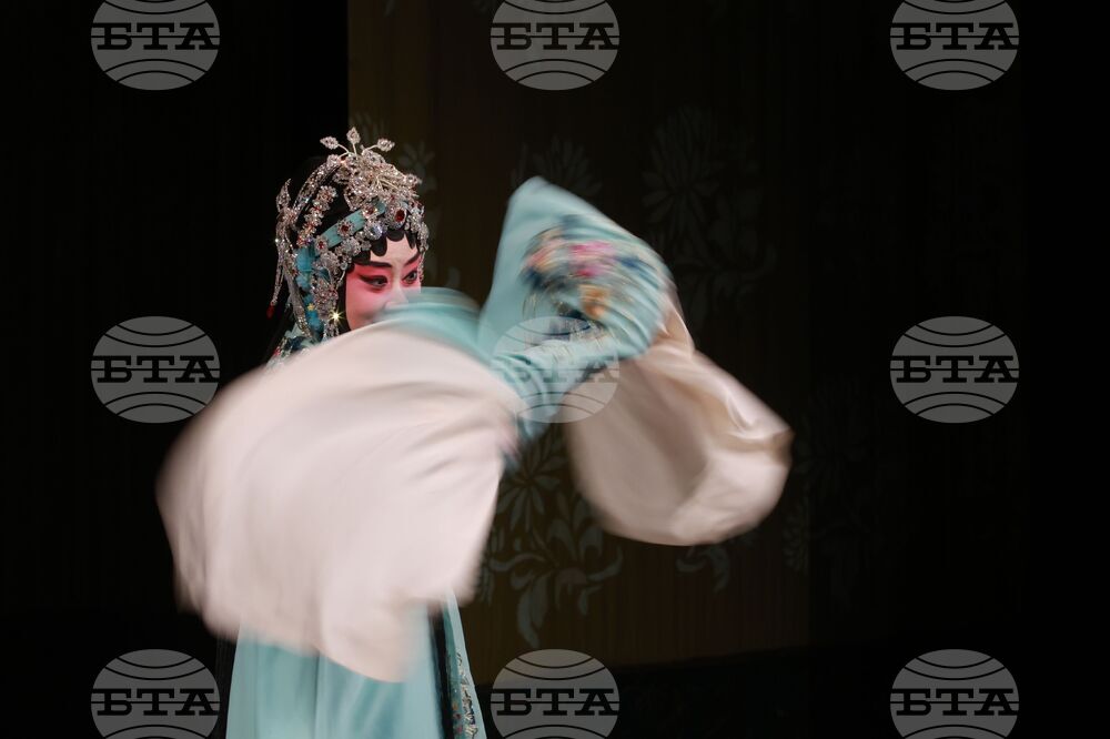 Национален дворец на културата - Китайски национален театър за пекинска опера - представление