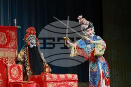 Национален дворец на културата - Китайски национален театър за пекинска опера - представление