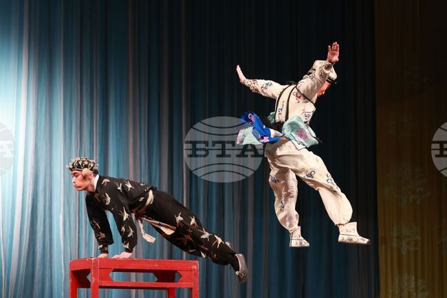 Китайският национален театър за пекинска опера представи различни артистични школи и стилове 