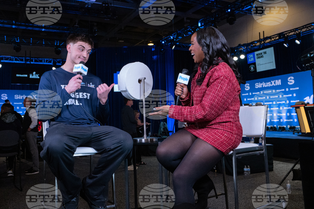 Charmin Radio Row Capture