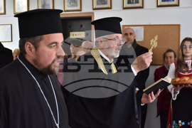 Калофер - бюст-паметник на Христо Ботев