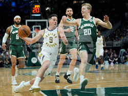 Pacers Bucks Basketball