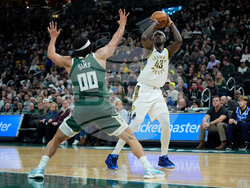 Pacers Bucks Basketball