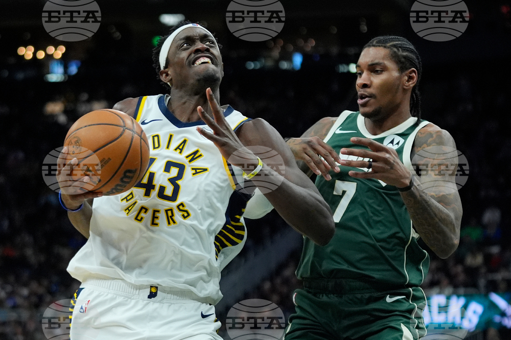 Pacers Bucks Basketball