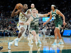 Pacers Bucks Basketball