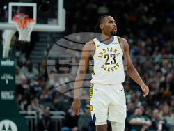 Pacers Bucks Basketball