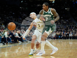 Pacers Bucks Basketball