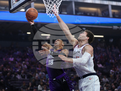 Clippers Kings Basketball