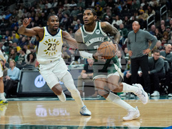 Pacers Bucks Basketball