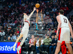 Grizzlies Trail Blazers Basketball