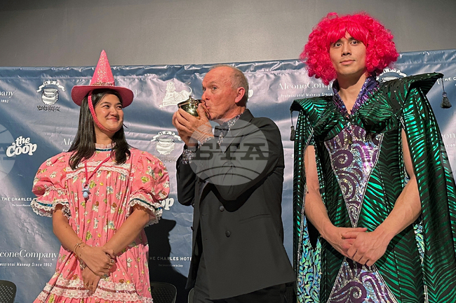 CORRECTION Michael Keaton Hasty Pudding