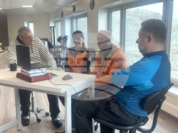 Антарктида - 34-та българска антарктическа експедиция - база "Св. Климент Охридски"