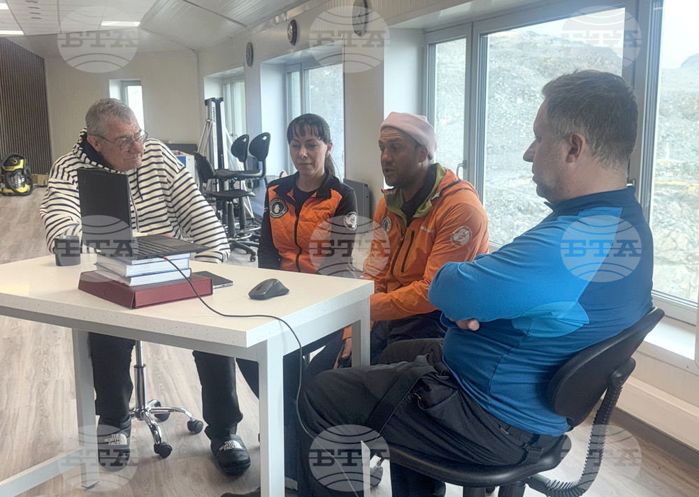 Head of Bulgaria’s 34th Antarctic Expedition Christo Pimpirev, Scientists Connect Live from Antarctica with Sofia