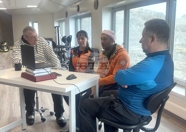 Head of Bulgaria’s 34th Antarctic Expedition Hristo Pimpirev, Scientists Connect Live from Antarctica with Sofia