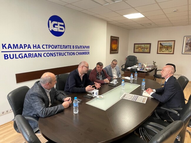 КСБ проведе среща с партия „Възраждане“