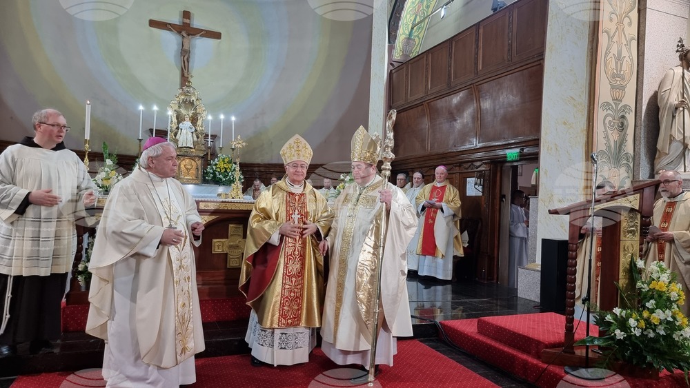 Пловдив - нов епископ - встъпване в длъжност