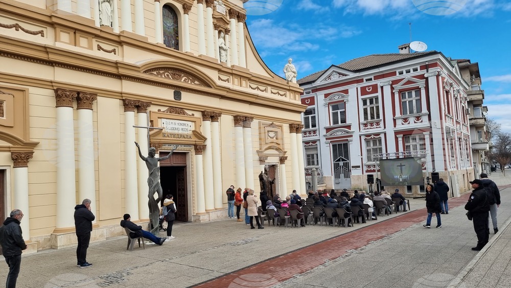 Пловдив - нов епископ - встъпване в длъжност