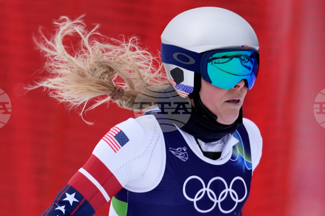 Американската ски легенда Линдзи Вон е претърпяла операция заради счупване на крака