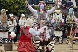 Балчик - кукерски празник