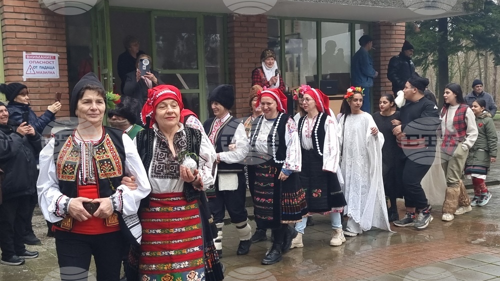 Село Асеново - карнавал "Цурки в Асеново"