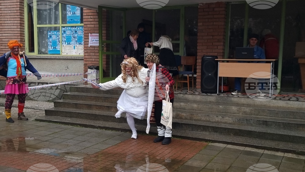 Село Асеново - карнавал "Цурки в Асеново"