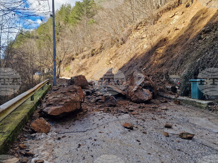 Възстановено е движението по Хасовица и Писаница който бе затворен