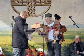 Село Скалица - 21-ви празник на виното - избиране на "Цар на виното"