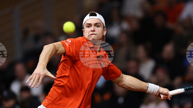 Александър Василев се класира за четвъртфиналите на турнир по тенис от сериите „Чалънджър“ в Хърватия