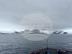 Антарктида - научноизследователски кораб „Св. св. Кирил и Методий“