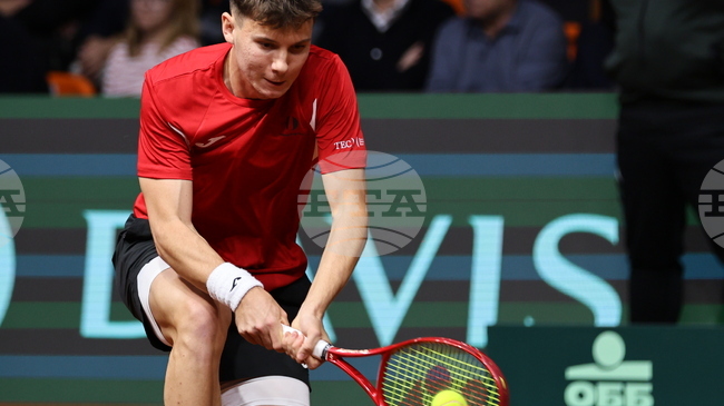 Илиян Радулов достигна до полуфиналите на двойки на турнир по тенис в Испания