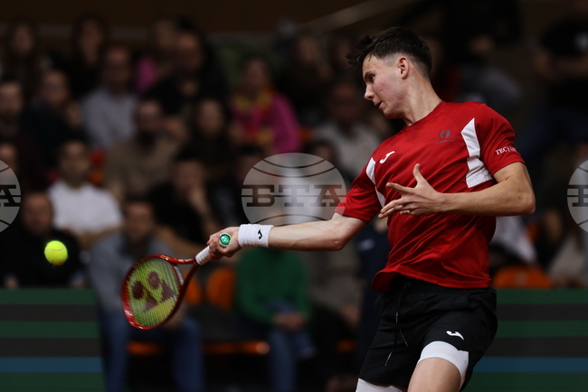 Илиян Радулов допусна обрат и Белгия постигна втори успех в сблъсъка с България за Купа "Дейвис" 