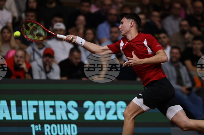 Илиян Радулов започна с двусетова победа на турнир в Испания