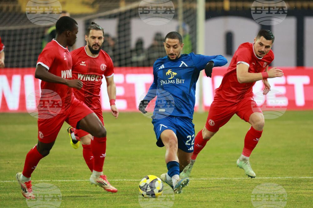 Футбол - Левски - Ботев (Враца)