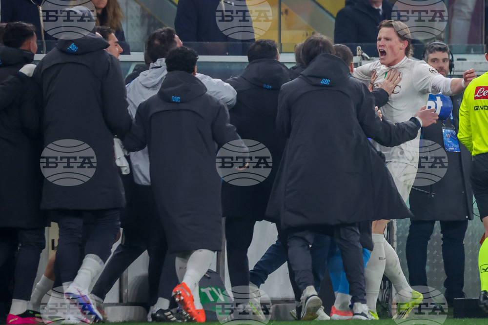 Наполи спечели гостуването си на Дженоа в Серия А с гол от дузпа в добавеното време