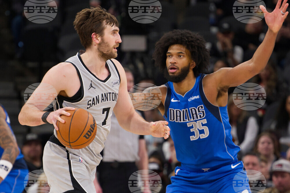 Mavericks Spurs Basketball
