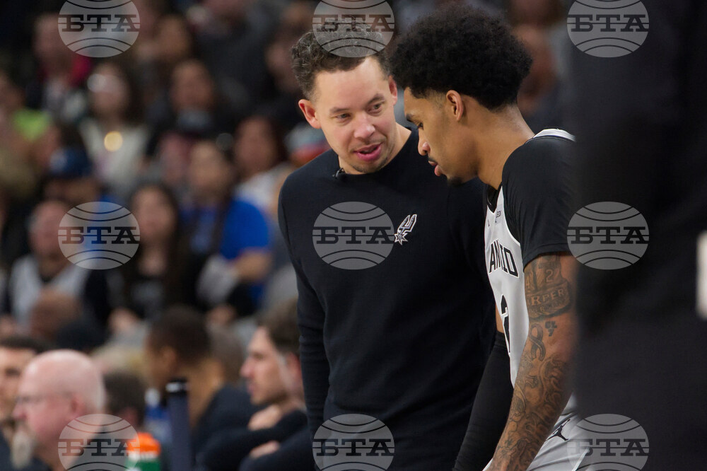 Mavericks Spurs Basketball