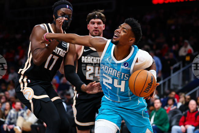 Hornets Hawks Basketball